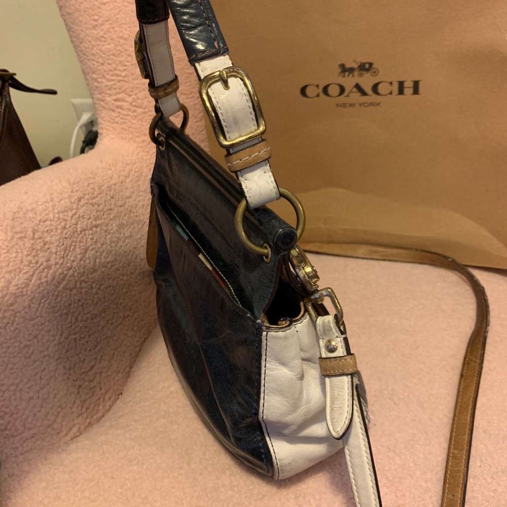 70th Anniversary Coach Navy & Tan Leather Shoulder Bag w/ Hang Tag &Tassel Charm - Picture 14 of 14